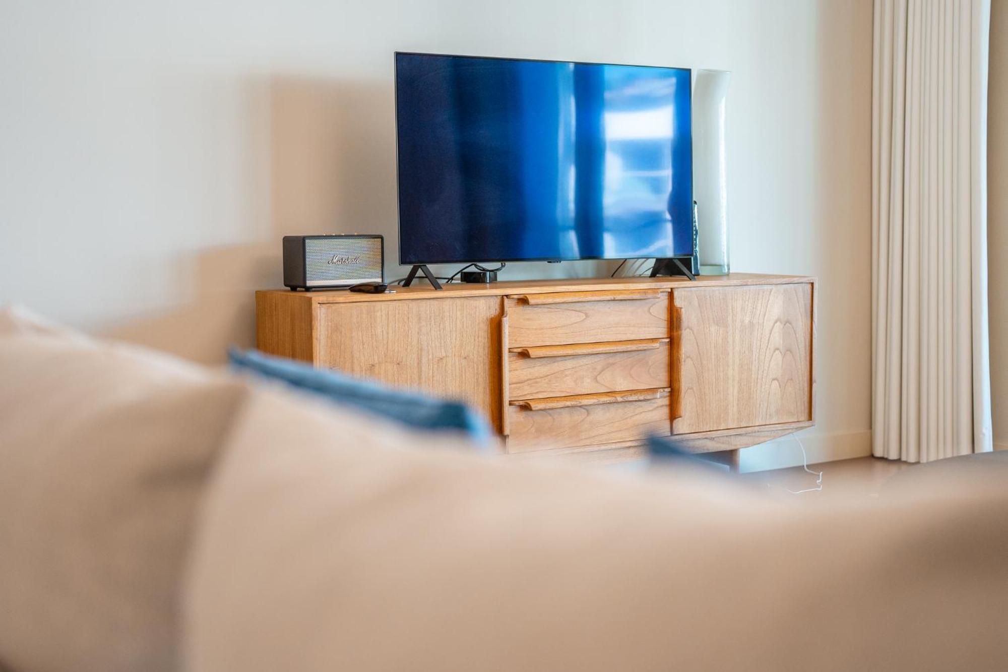 Suite 107 - Two Bedroom Apartment ฟุงชาล ภายนอก รูปภาพ
