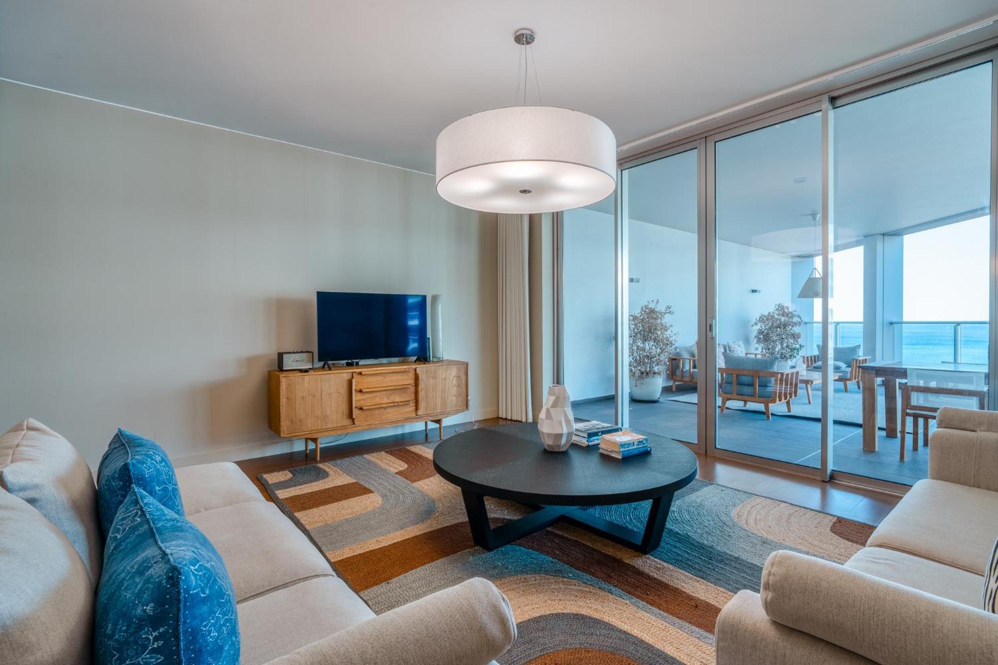 Suite 107 - Two Bedroom Apartment ฟุงชาล ภายนอก รูปภาพ